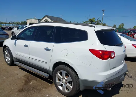 2009 Chevrolet Traverse Ltz from USA, damaged, VIN 1GNEV33DX9S102051